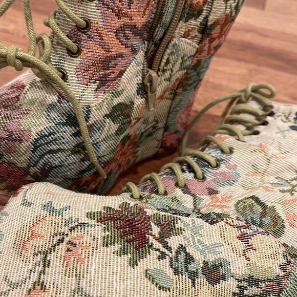 5.5 handmade Havana Jeffrey Campbell Damsel bootie - Picture 2 of 4